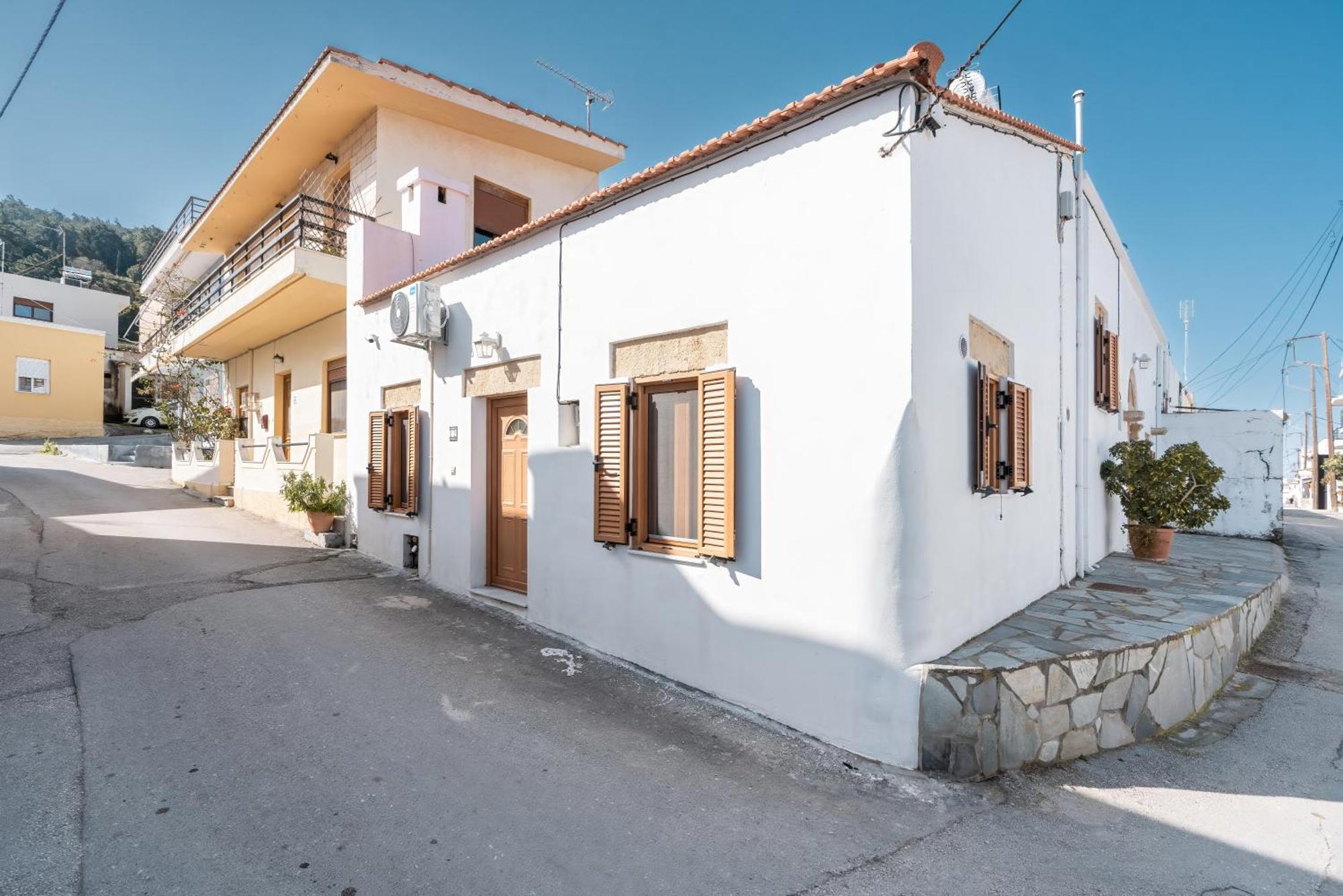 Alicia'S Traditional Home In Paradisi Paradisi  Exterior photo